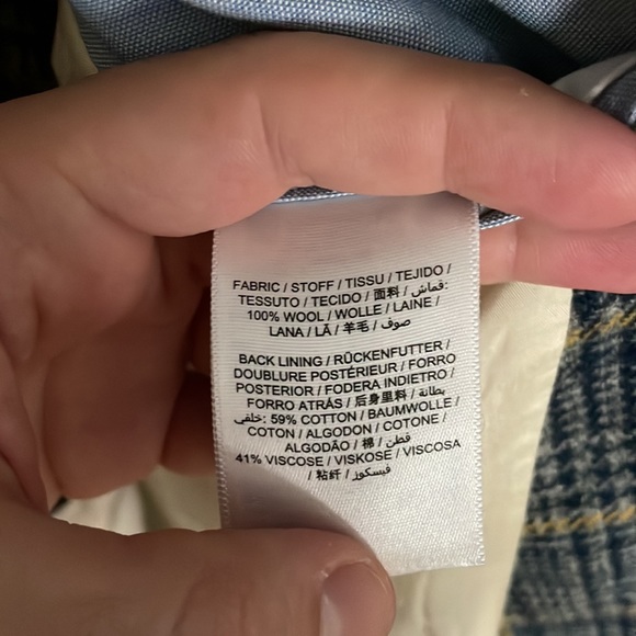 Mens plaid partially lined sport coat. - Picture 2 of 6